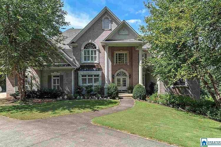 8042 Castlehill Rd Hoover, AL 35242 | MLS 845058 Photo 1