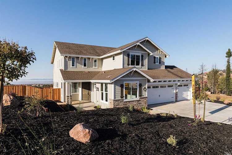 3591 Blackhawk Circle Santa Rosa, CA 95403 | MLS 21927876 Photo 1