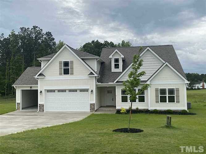64 Coats Ridge Drive Benson, NC 27504