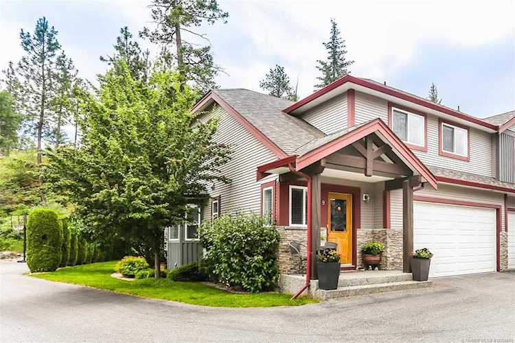 1451 Rose Meadow Drive West Kelowna, BC V1Z4A4