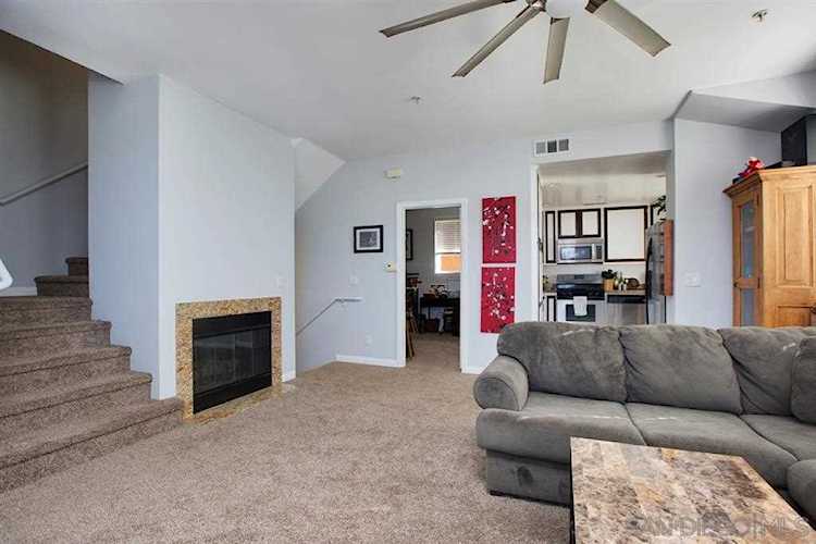 7270 Hyatt Street #1 San Diego, CA 92111
