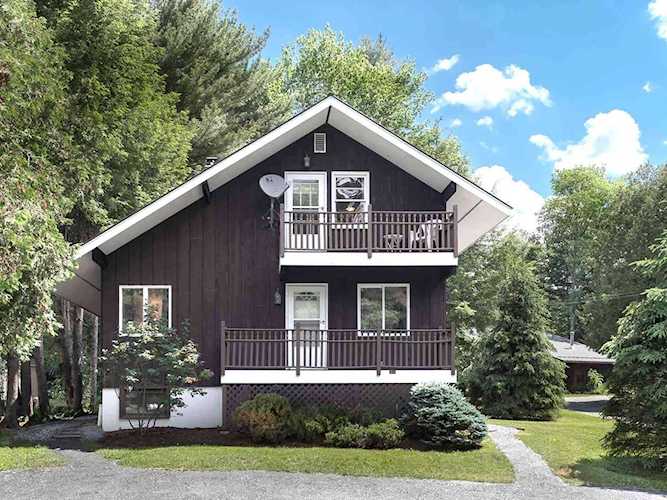 3180 Mountain Rd Stowe, VT 05672