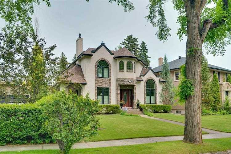 1340 Frontenac Avenue SW Calgary, AB T2T 1B8