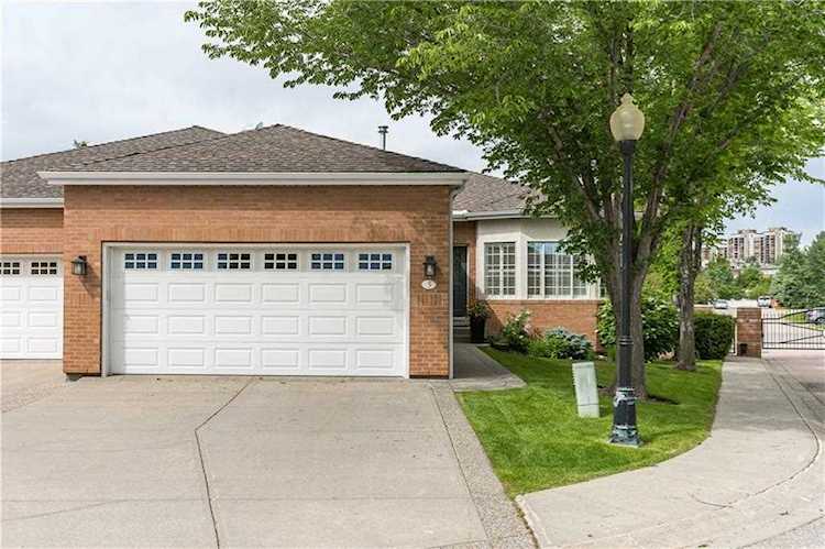 3 Prominence Point SW Calgary, AB T3H 3E8