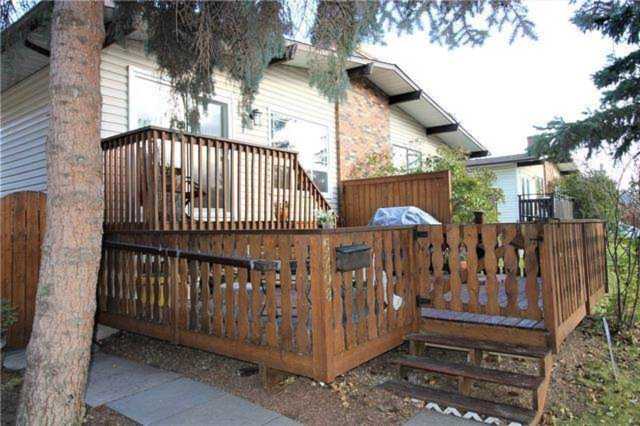 5208 Bowness Rd NW Calgary, AB T3B 0C3
