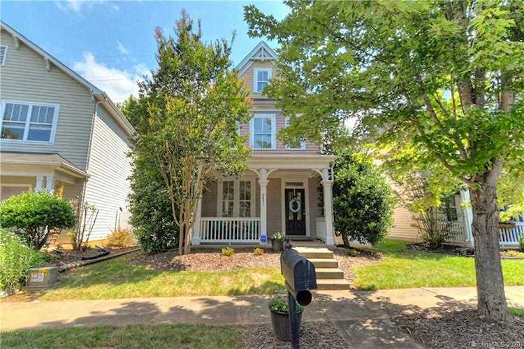 6831 Dunton St Huntersville, NC 28078