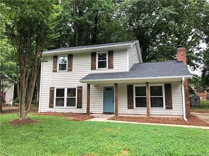 5118 Prestwick Ln Charlotte, NC 28212
