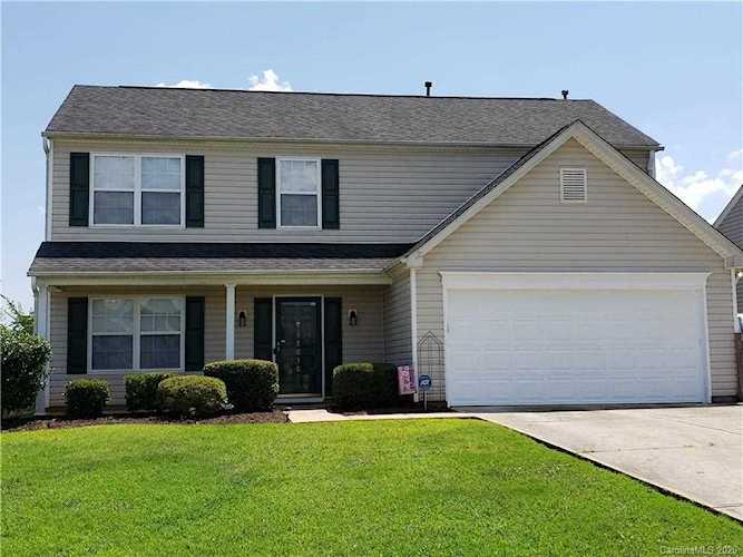 12038 Serenade Ct Charlotte, NC 28215