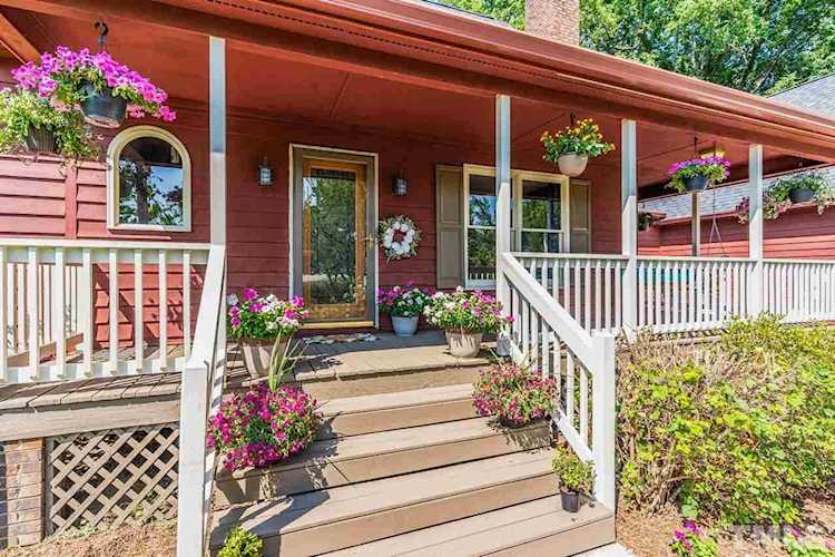 2832 Mary Marvin Trail Fuquay Varina, NC 27526