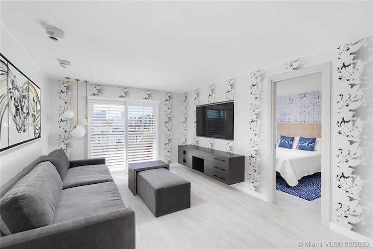 1610 Lenox Ave #516 Miami Beach, FL 33139