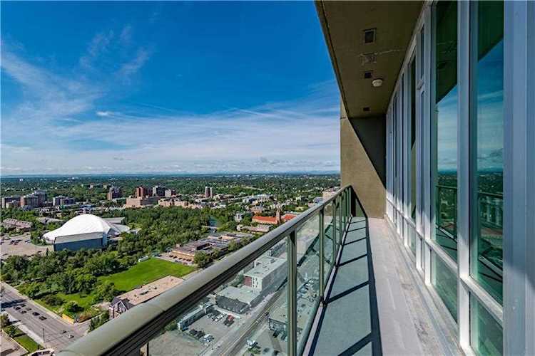 210 15 Ave SE #3304 Calgary, AB T2G 0B5