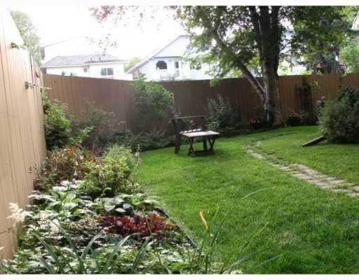 544 20 Ave SW Calgary, AB T2S 0E8