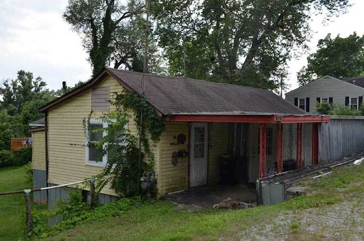 329 Hardy Frankfort, KY 40601