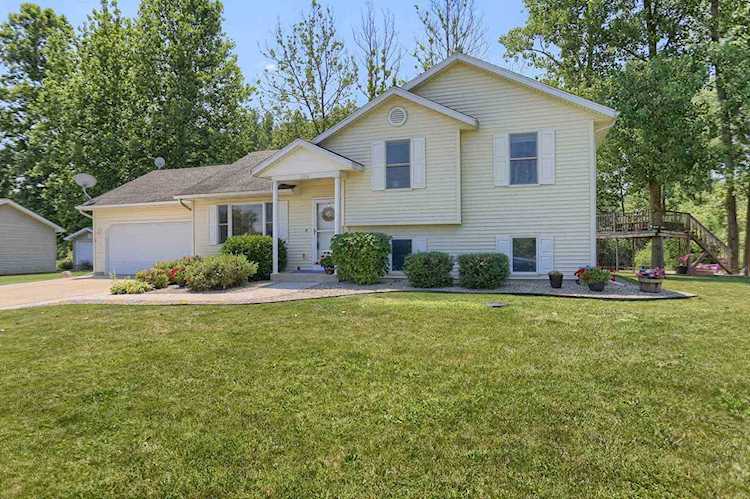 2902 Widaman Street Winona Lake, IN 46590