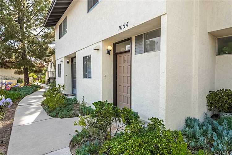 1054 Miramonte Drive #10 Santa Barbara, CA 93109 | MLS DW20132072 Photo 1