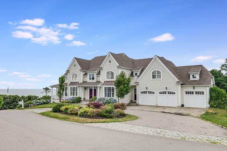 6 Deep Run Cohasset, MA 02025