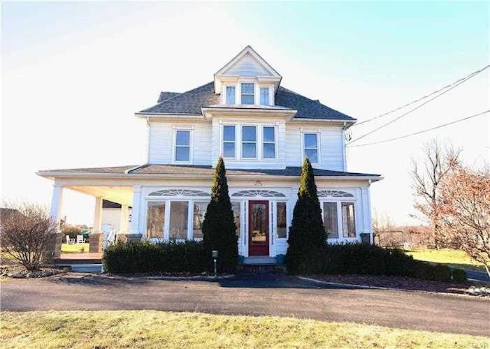 1256 Tatamy Rd Easton, PA 18045