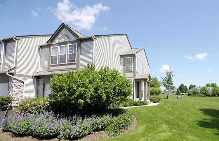 3238 Pennsbury Ct Aurora, IL 60502