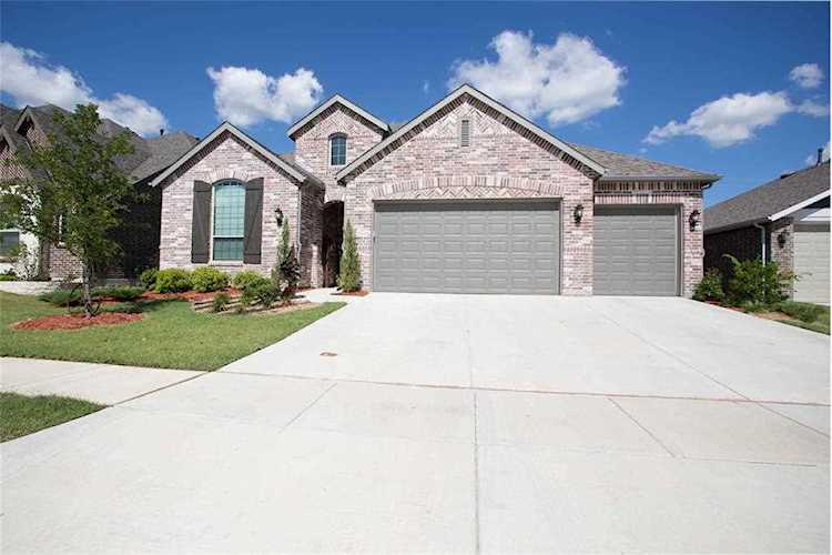 2608 Prairie Trail Ave. Aubrey, TX 76227