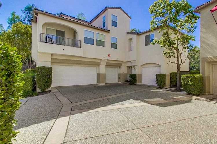 6396 Terraza Portico Carlsbad, CA 92009