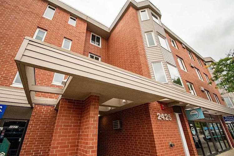 2425 E Franklin Avenue #203 Minneapolis, MN 55406