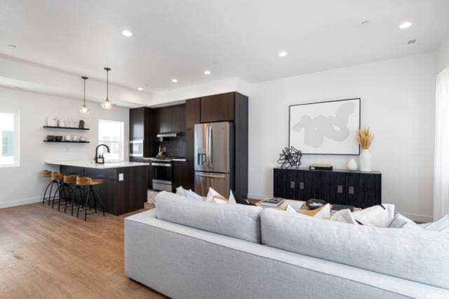 1660 S Major E St Salt Lake City, UT 84115
