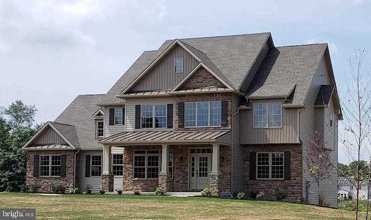 9 Ashton St Carlisle, PA 17015