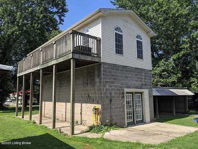 327 Circle Rd Charlestown, IN 47111