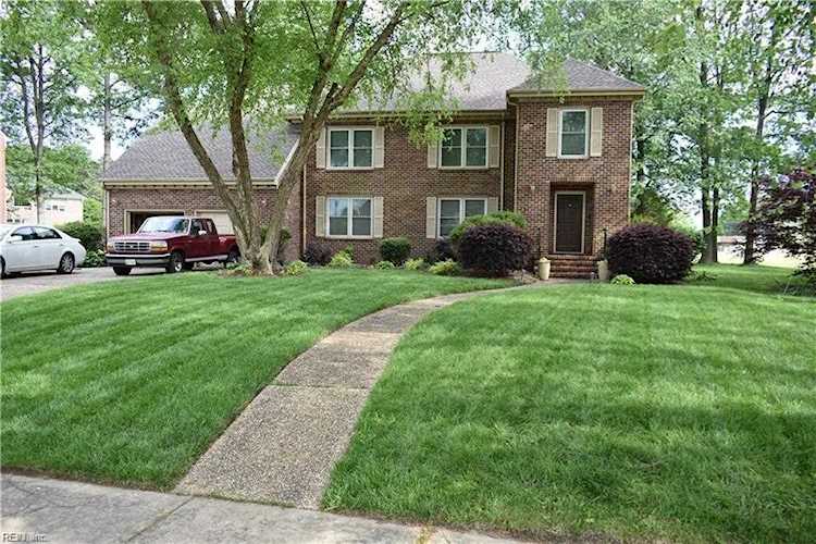 24 Ambassador Dr Hampton, VA 23666