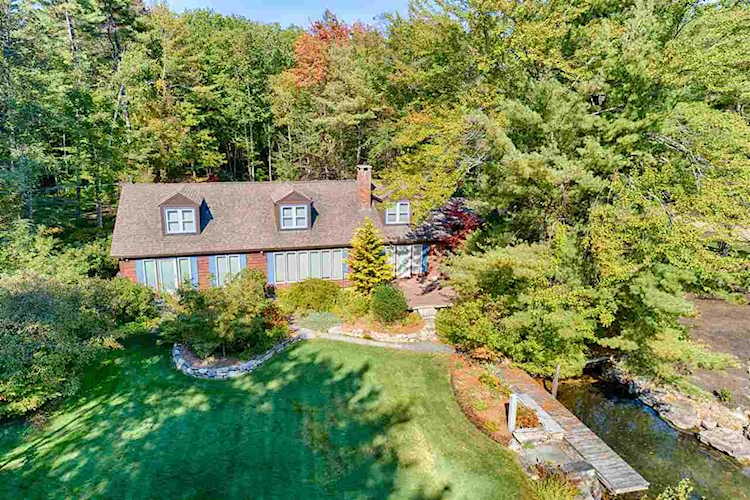 52 Parker Island Rd Wolfeboro, NH 03894