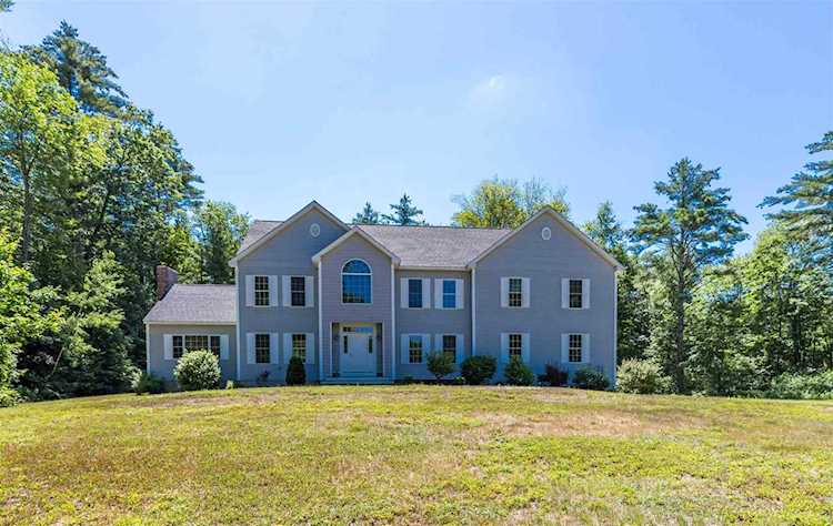 73 Old Town Farm Rd Exeter, NH 03833