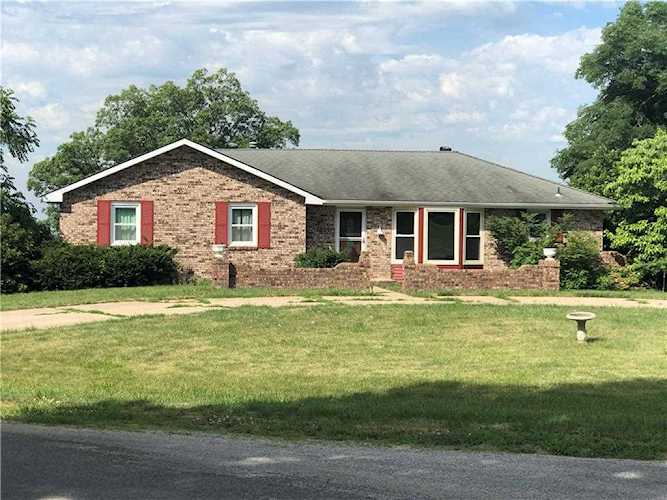 204 Hedge St Excelsior Springs, MO 64024