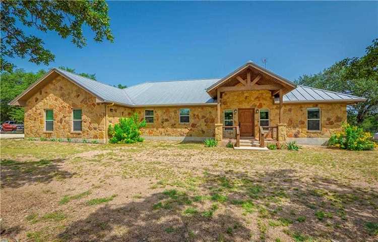 1451 E Gatlin Creek Rd Driftwood, TX 78619