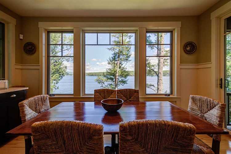 543 Forest Rd Wolfeboro, NH 03894