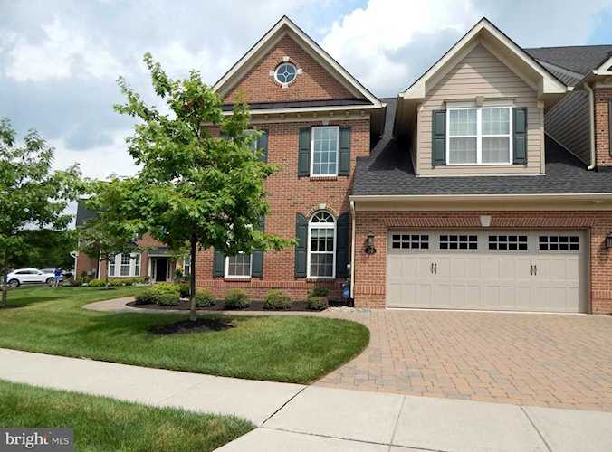 36 Rittenhouse CIRCLE Newtown, PA 18940