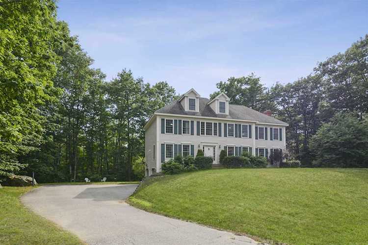 1 Blackford Dr Exeter, NH 03833
