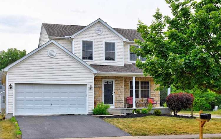 6915 Granite Falls Drive Blacklick, OH 43004 | MLS 220022501 Photo 1