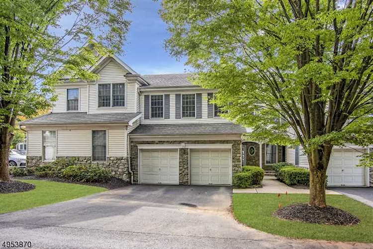 11 Westgate Dr Clinton Twp., NJ 08801