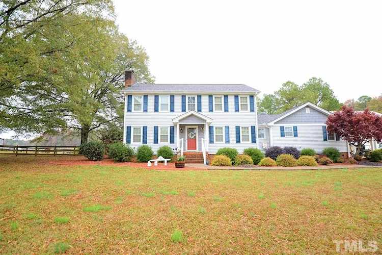 213 Beechwood Hill Drive Raleigh, NC 27603