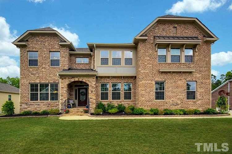 434 Tayside Street Clayton, NC 27520