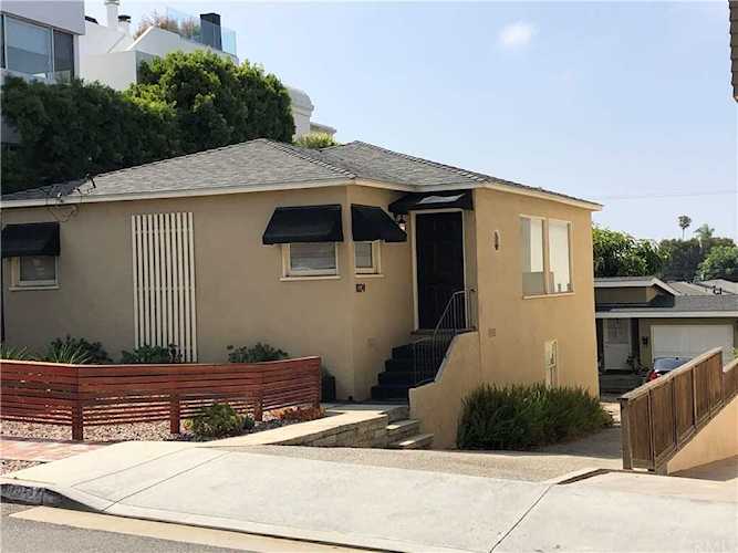 1022 17th Street Hermosa Beach, CA 90254 | MLS SB20133833 Photo 1