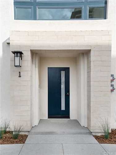 2919 W Exposition Place #1 Los Angeles, CA 90018