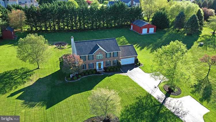 5910 English Saddle Dr Eldersburg, MD 21784