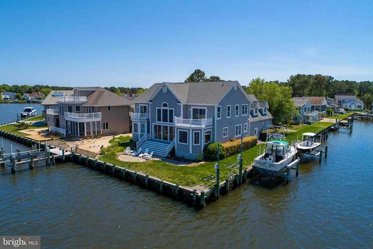 4 Clubhouse Dr Ocean Pines MD home for sale BEACH LIFE