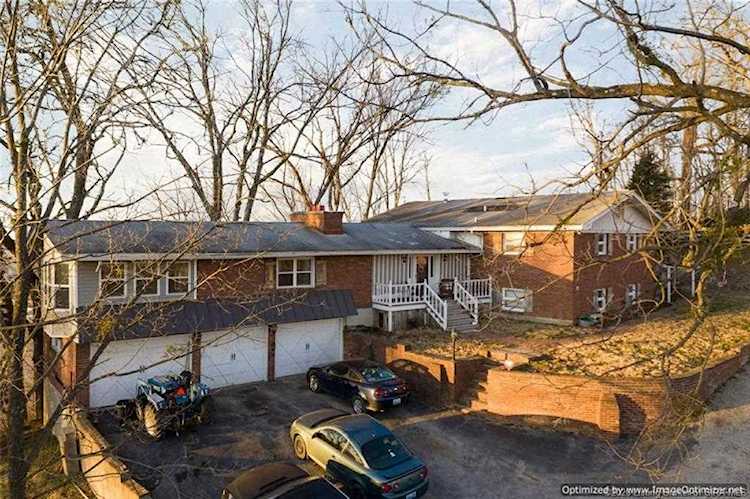 9101 Dixie Highway Louisville, KY 40258