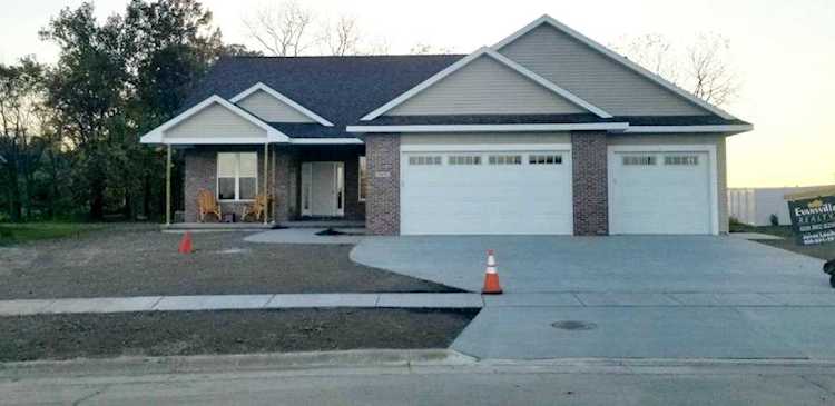 3473 Joshua Dr Janesville, WI 53563