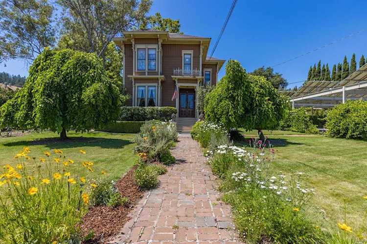 21253 Redwood Highway Geyserville, CA 95441