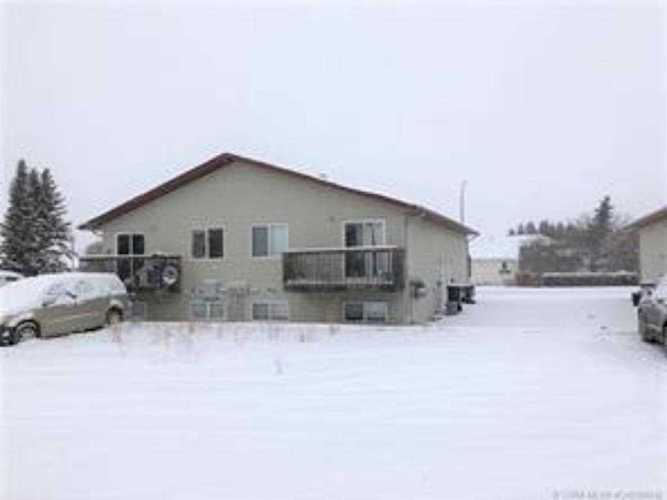 4615 46 St Innisfail, AB T4G 1X9
