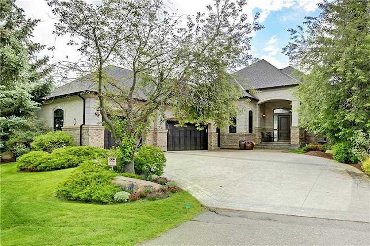 38 Summit Pointe Dr Heritage Pointe, AB T1S 4H2
