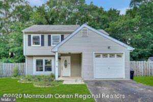 25 Aspen Circle Barnegat, NJ 08005